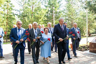 В Черном Отроге открылось заседание Ассоциации законодателей ПФО 